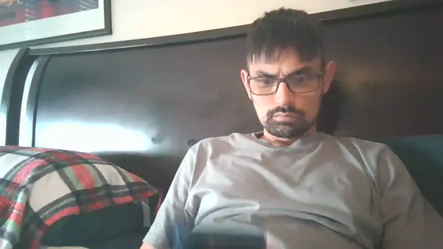 spence204011 online show from June 2026 10:56:02 PM