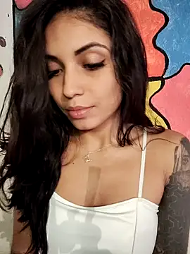 Snapshot of Anifer chatting on January 2025 09:28:01 PM Anifer online show from January 2025 09:28:01 PM