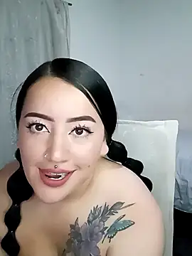 Snapshot of kirara_dirty chatting on February 2025 04:33:01 AM kirara dirty online show from February 2025 04:33:01 AM
