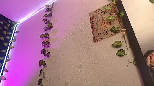 Snapshot of niakat_ chatting on March 2026 03:22:02 AM niakat online show from March 2026 03:22:02 AM