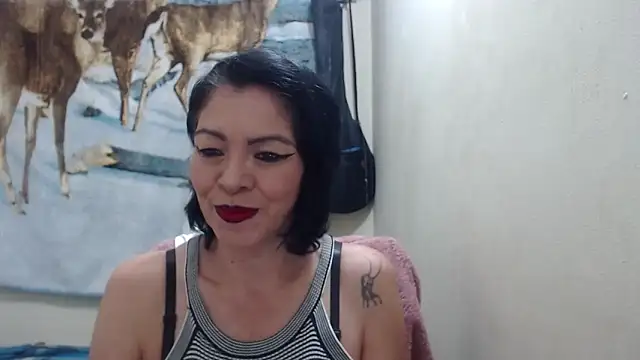 Snapshot of electra-mommy chatting on March 2025 11:16:02 PM electra-mommy online show from March 2025 11:16:02 PM