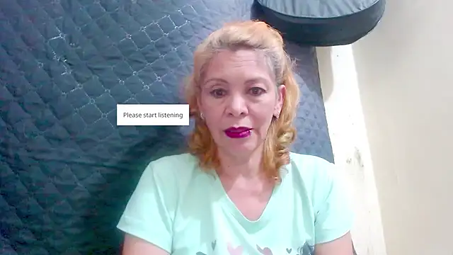 Snapshot of electra-mommy chatting on September 2025 12:03:02 AM electra-mommy online show from September 2025 12:03:02 AM
