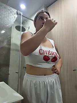 Snapshot of AtheneaRossi chatting on March 2026 11:16:02 AM AtheneaRossi online show from March 2026 11:16:02 AM