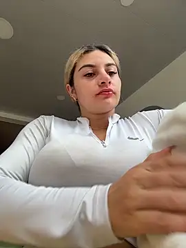 Snapshot of AtheneaRossi chatting on March 2026 09:19:02 PM AtheneaRossi online show from March 2026 09:19:02 PM