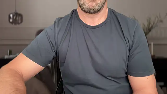 Snapshot of Mr_Beef chatting on September 2025 01:10:01 PM Mr Beef online show from September 2025 01:10:01 PM