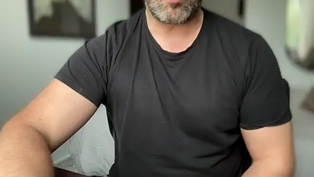 Mr Beef online show from November 2025 11:53:01 AM