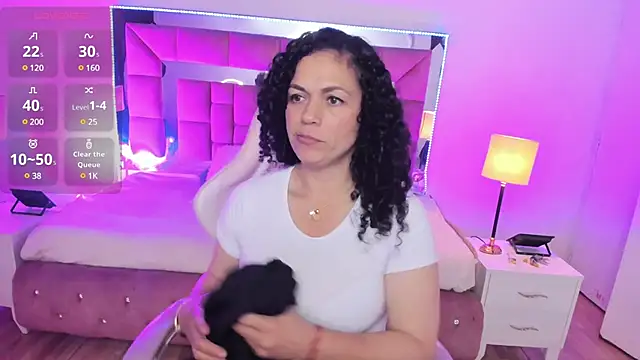 Snapshot of Aliciia_cute1 chatting on March 2025 11:43:01 PM Aliciia cute1 online show from March 2025 11:43:01 PM