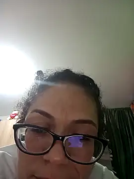 Snapshot of Aliciia_cute1 chatting on February 2026 01:26:02 AM Aliciia cute1 online show from February 2026 01:26:02 AM