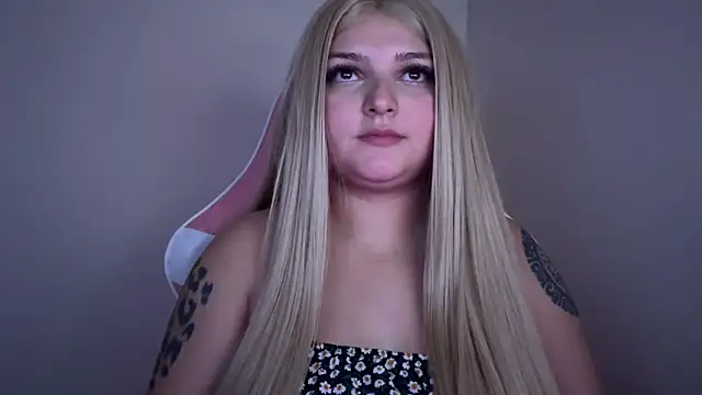 SweetPaige  online show from January 2025 09:07:01 PM