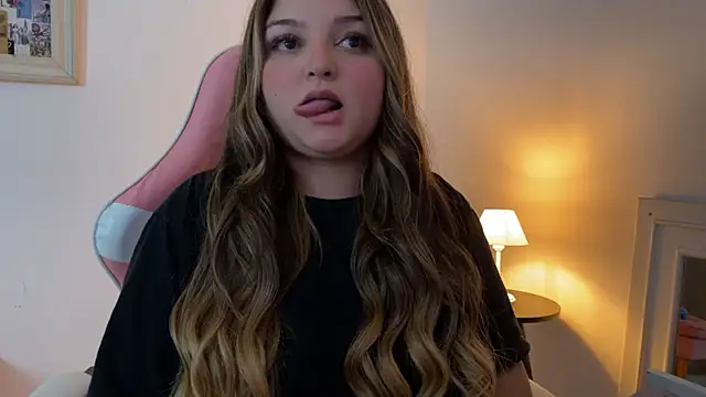 SweetPaige  online show from November 2025 12:47:01 AM