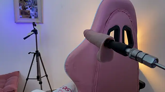 SweetPaige  online show from February 2026 02:18:01 PM