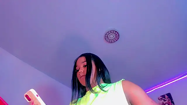 naomy  xx online show from March 2025 10:24:01 PM