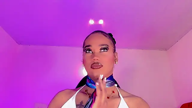 naomy  xx online show from November 2025 03:18:02 AM