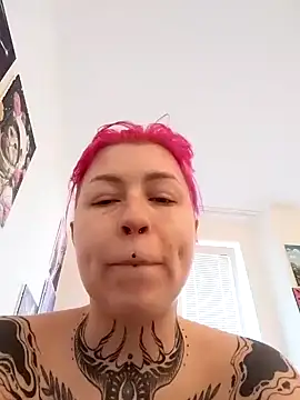 divine eve online show from January 2025 10:58:02 AM