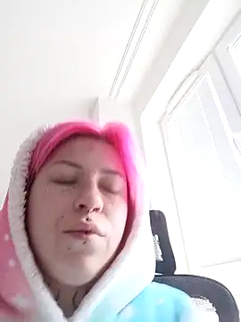 divine eve online show from February 2025 11:05:02 AM