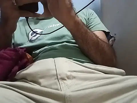 Snapshot of cuckhair chatting on June 2026 04:40:01 PM cuckhair online show from June 2026 04:40:01 PM