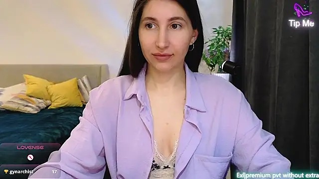 Snapshot of marrycolins chatting on March 2026 02:55:01 AM marrycolins online show from March 2026 02:55:01 AM