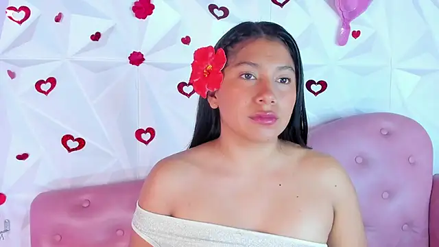 LinnaGardenia online show from February 2025 02:32:02 PM