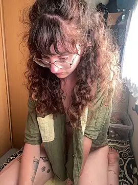  foxygirl  online show from May 2026 04:25:02 PM