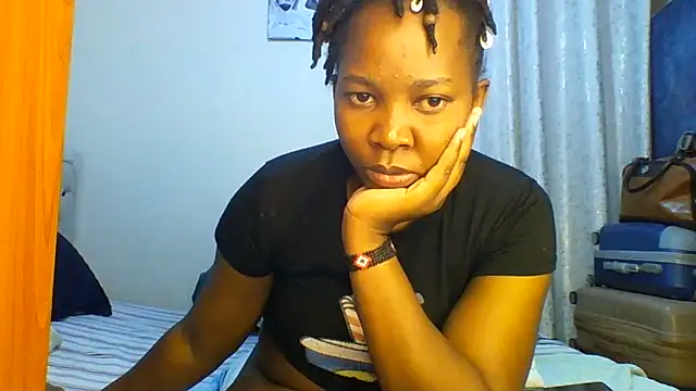 Petitiebooty online show from June 2026 05:48:01 AM
