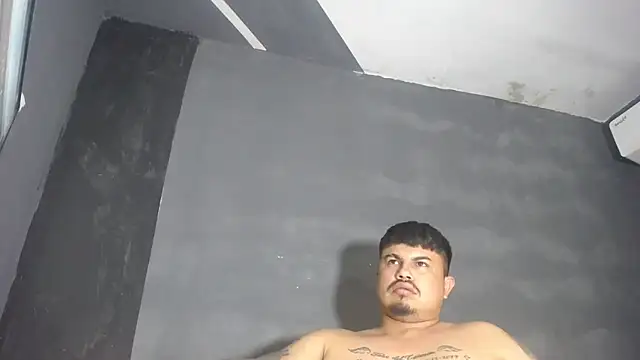 Snapshot of DickMasterfindom chatting on September 2025 06:40:01 AM DickMasterfindom online show from September 2025 06:40:01 AM