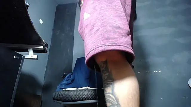 Snapshot of DickMasterfindom chatting on October 2025 08:48:02 AM DickMasterfindom online show from October 2025 08:48:02 AM