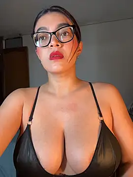 kathii95 online show from April 2026 01:41:01 AM