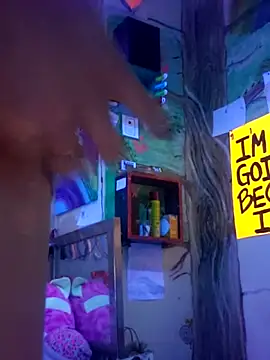 Snapshot of Cloud_Master9 chatting on November 2025 12:43:02 AM Cloud Master9 online show from November 2025 12:43:02 AM