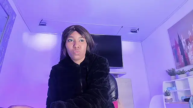 Mikeyla-Russo online show from September 2025 02:16:01 PM