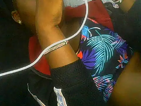 Snapshot of pretty_nanah chatting on October 2025 09:23:01 PM pretty nanah online show from October 2025 09:23:01 PM