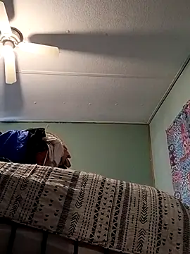 Snapshot of selfmadestud chatting on February 2026 05:21:01 PM selfmadestud online show from February 2026 05:21:01 PM