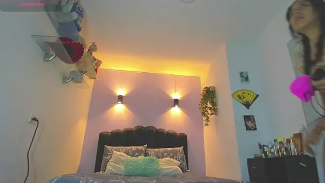 Sofia Clauss  online show from June 2026 06:38:01 AM