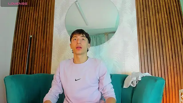 Snapshot of AlessandroDybala chatting on March 2025 11:51:01 AM AlessandroDybala online show from March 2025 11:51:01 AM
