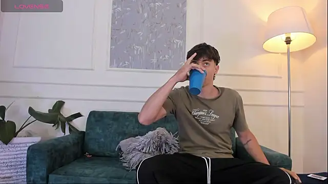 Snapshot of AlessandroDybala chatting on October 2025 12:03:01 PM AlessandroDybala online show from October 2025 12:03:01 PM