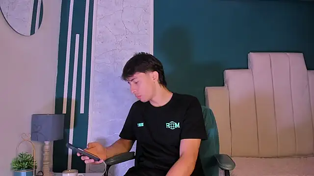 Snapshot of AlessandroDybala chatting on October 2025 12:04:02 PM AlessandroDybala online show from October 2025 12:04:02 PM