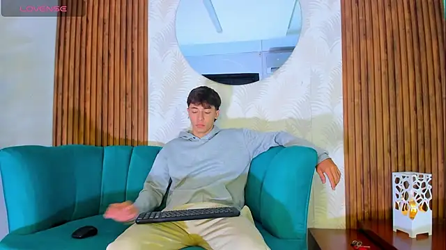 Snapshot of AlessandroDybala chatting on October 2025 12:37:02 PM AlessandroDybala online show from October 2025 12:37:02 PM