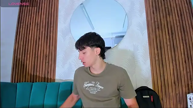 Snapshot of AlessandroDybala chatting on October 2025 12:05:01 PM AlessandroDybala online show from October 2025 12:05:01 PM