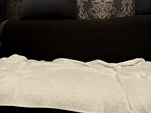 Snapshot of makodyrty chatting on December 2025 06:23:01 PM makodyrty online show from December 2025 06:23:01 PM