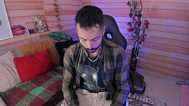 Tom cooper  online show from March 2025 01:07:02 PM