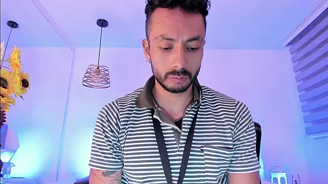 Tom cooper  online show from October 2025 12:13:02 PM