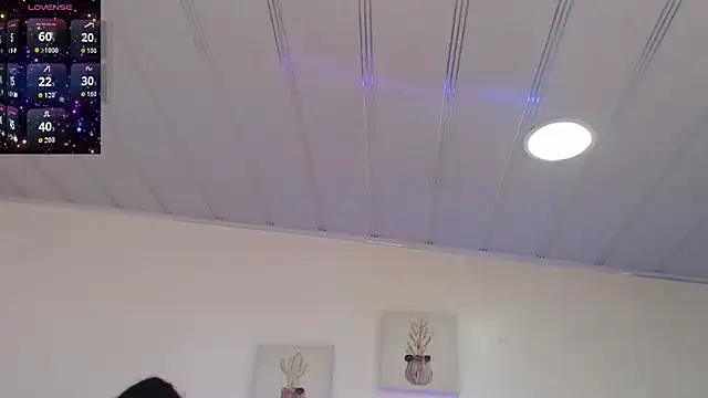 candy lux  online show from April 2026 03:57:01 PM