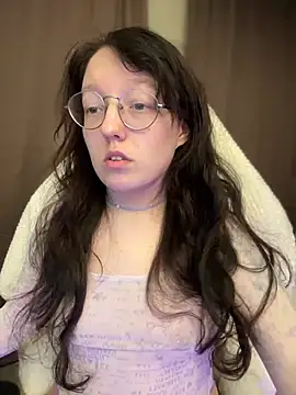 emigooflordXD online show from December 2024 03:53:02 PM