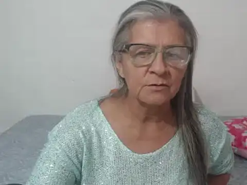candy mature  online show from January 2025 05:33:01 PM