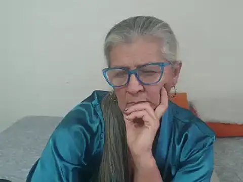candy mature  online show from January 2025 09:42:01 PM