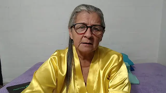 candy mature  online show from September 2025 12:40:02 PM