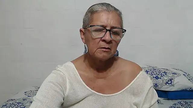 candy mature  online show from November 2025 10:58:01 AM
