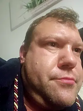 Snapshot of 6Montana6 chatting on November 2025 09:43:01 AM 6Montana6 online show from November 2025 09:43:01 AM