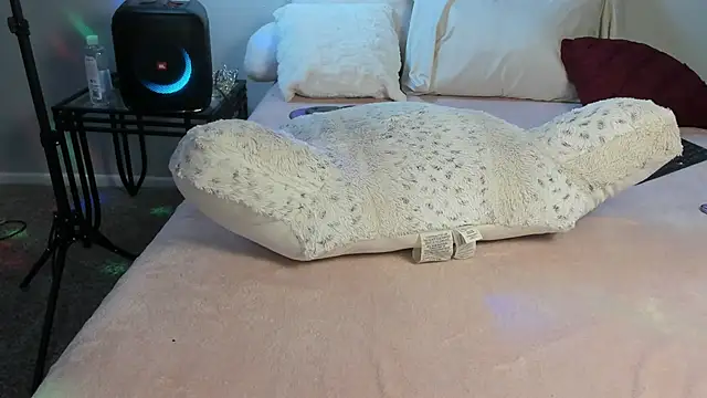 yiauana online show from January 2025 05:32:01 PM