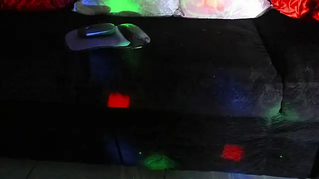 yiauana online show from February 2025 01:34:01 AM