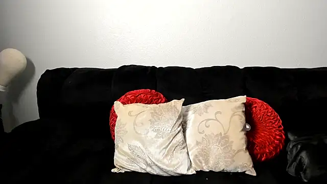 yiauana online show from March 2025 07:41:01 AM